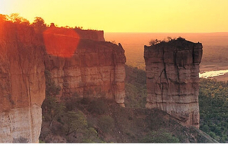 Gonarezhou Chilojo Cliffs - Zimbabwe Tourism Authority 01