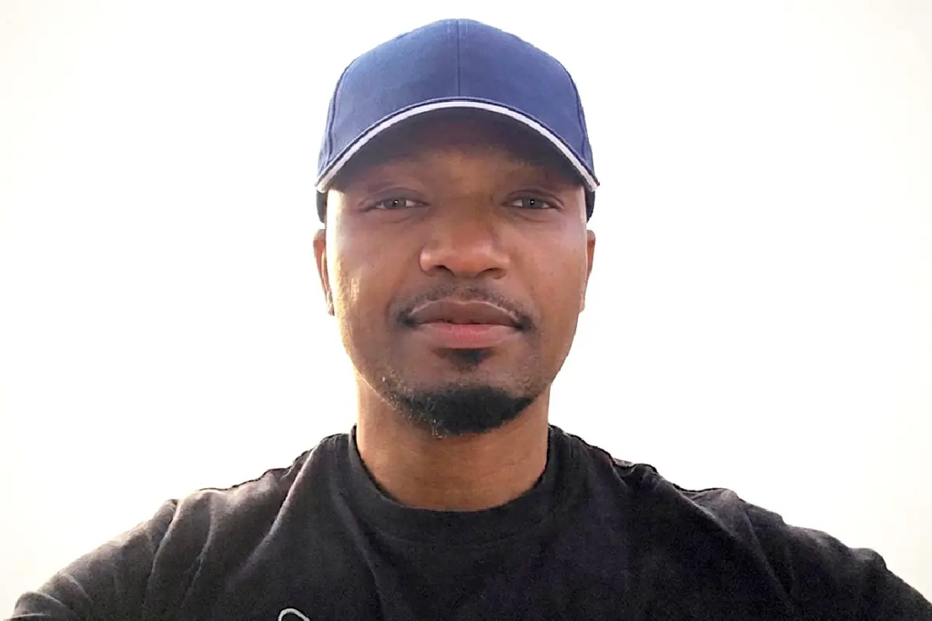 Khumz Khumalo - Business Developer, zonline.africa